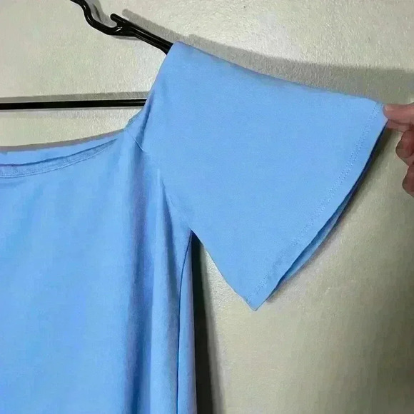 Susana Monaco Light Blue Off Shoulder Swing Short Sleeve Top Size Small EUC - Picture 4 of 10